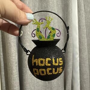 Pier 1 Glitter Halloween Hocus Pocus Cauldron Ornament Frog Legs